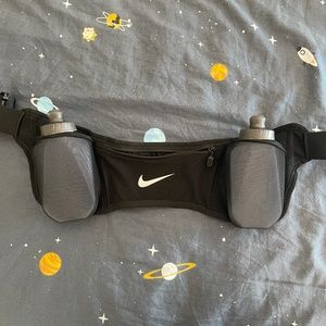 Nike Hydration belt NWOT